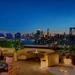 https://moxy-brooklyn-williamsburg.us-newyorkcity.com